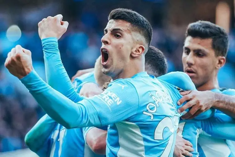 Bantai MU 4-1, City Semakin Kokoh di Puncak Klasemen
