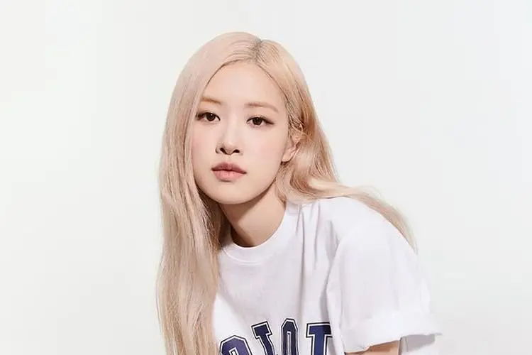 Rose BLACKPINK Sembuh dari Covid-19 dan Siapkan Kejutan untuk BLINK: Aku Baik-baik saja