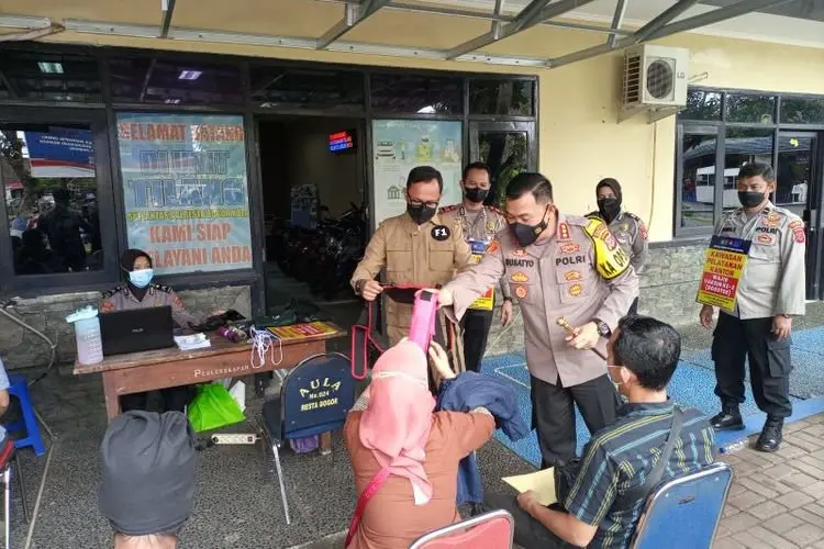 Polresta Bogor Kota Geber Vaksinasi Booster,  Enam Titik di di Tempat Pelayanan Publik Hingga Mal