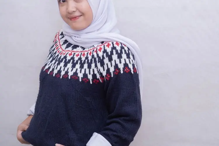 Siswi SMKN Ini Raih Omzet Puluhan Juta dari Usaha Thrifting Miliknya
