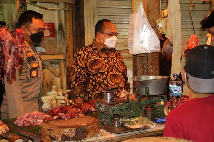 Ketua DPRD Minta Pemkot Antisipasi Kenaikan Harga Daging Jelang Ramadan