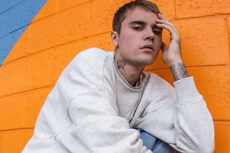 Lirik Lagu Ghost â Justin Bieber