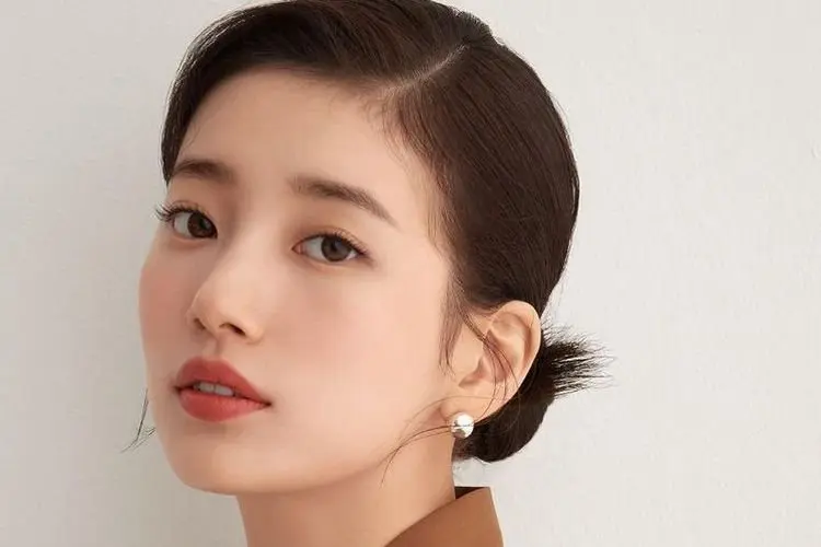 Suzy Dikabarkan Jadi Pemeran Utama Wanita dalam Drama Baru Adaptasi Webtoon 'The Girl Downstairs'