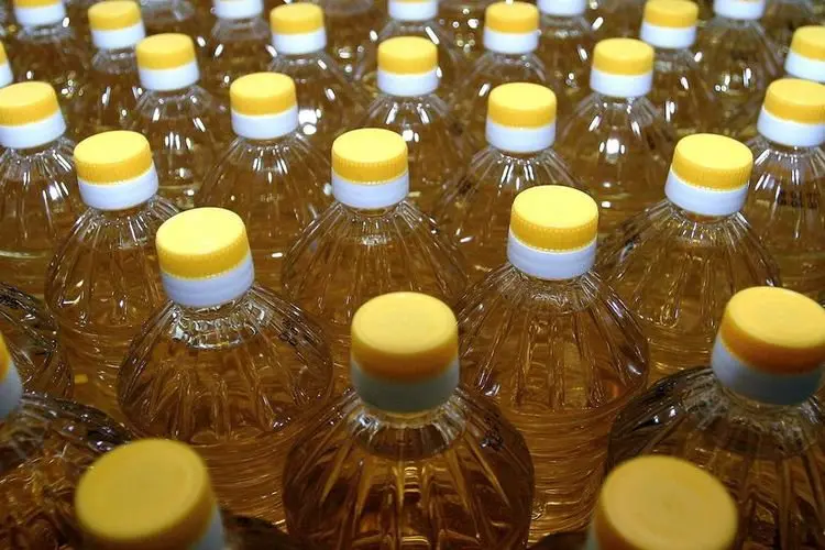 Ibu-ibu Wajib Tahu! Pemerintah Pusat Tak Akan Mencabut Harga Eceran Tertinggi Minyak Goreng