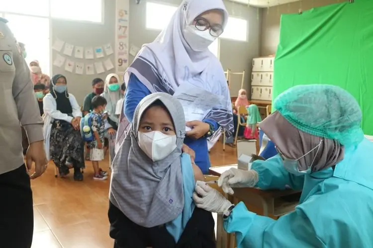 Kasus Covid-19 di KBB Fluktuatif, Pemda KBB Optimis Vaksinasi Tercapai Sesuai Target