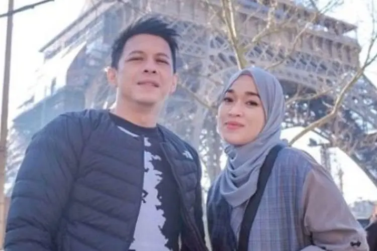 Ririe Fairus Unggah Foto Bareng Ariel NOAH, Netizen: Semoga Berjodoh