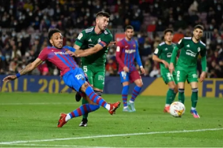 Barcelona Dapat Hadiah yang Jatuh dari Langit, Maksudnya Apa?