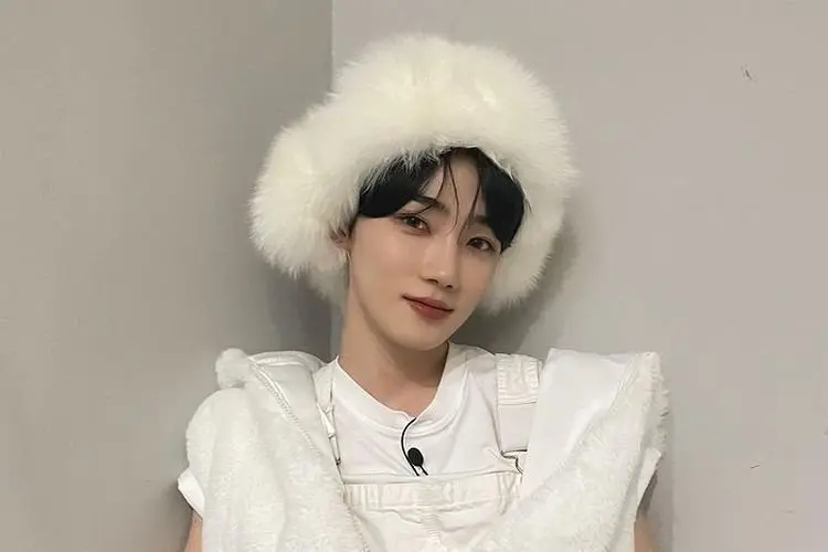 Mulai Merasakan Gejala, New THE BOYZ Dikonfirmasi Positif Covid-19 Setelah Tes PCR