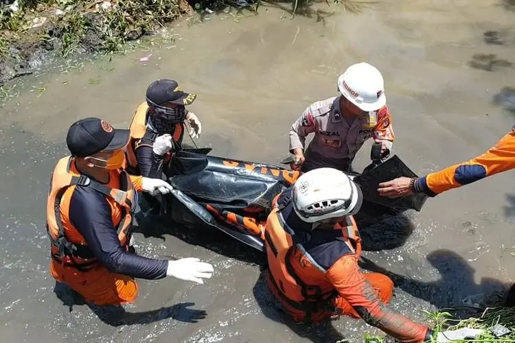 Terseret Arus Banjir, Warga Rancaekek Kulon Ditemukan Tewas di Kawasan KCIC