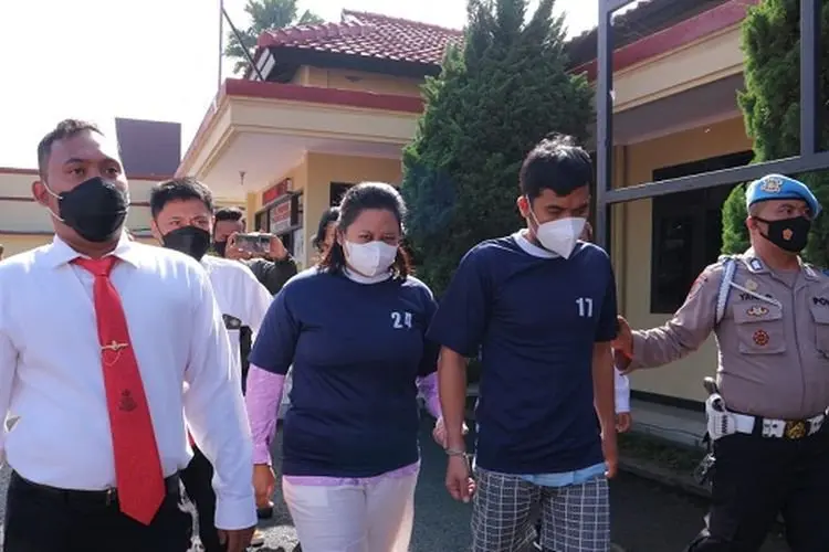 Nekat Jualan Online Fiktif via Instagram, Pasutri di Bandung Diciduk Polisi