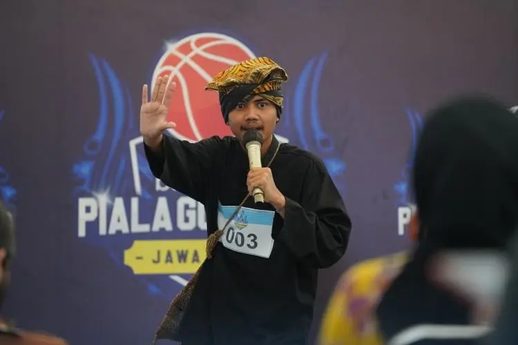 Hayu Seuri! 159 Peserta Ramaikan Stand Up Comedy Basa Sunda 'Bodas' 2022