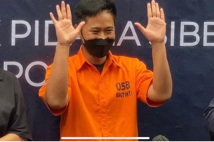 Doni Salmanan Jadi Tersangka, Meminta Doa Masyarakat Agar Hukumannya Berkurang
