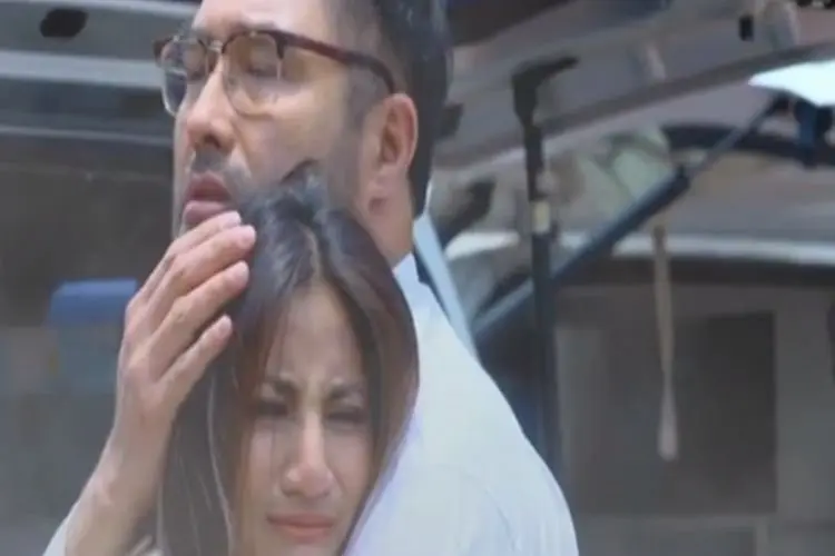 Sinopsis Ikatan Cinta 17 Maret 2022: Papa Surya Panik, Firasat Mama Sarah Tak Pernah Meleset