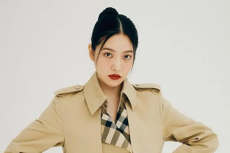 Setelah Dikonfirmasi Positif Covid-19, Yeri Red Velvet Beri Penggemar Kabar Kesehatan Terkini