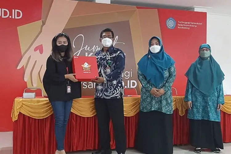 PKK Kota Bandung Diajari JD ID Cara Pintar Berbelanja Online