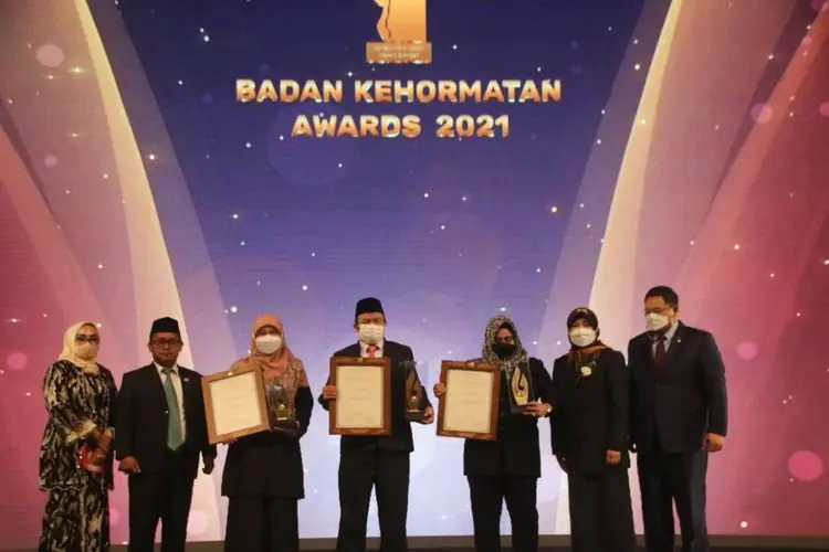 Raih Penghargaan di BK Award 2021, Ini Harapan Ummi Siti Muntamah