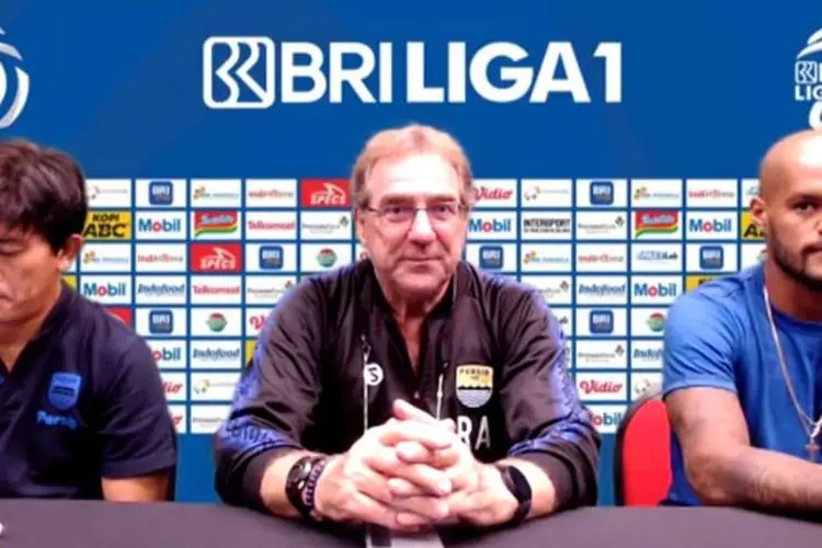 Ditahan Imbang Persebaya, Robert Alberts Berharap Bali United Kalah