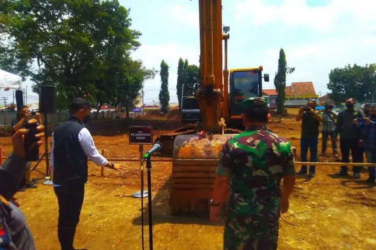 Hengky Kurniawan Targetkan Little Madina di Cililin Rampung dalam Tujuh Bulan