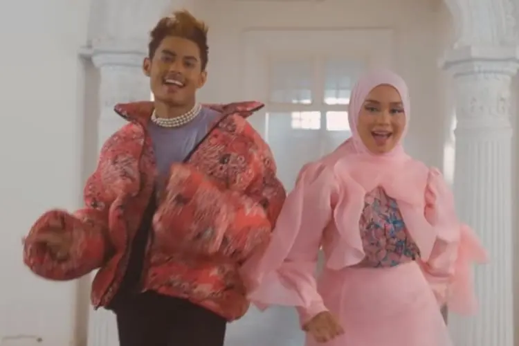 Lirik Lagu Belai â Bunga Feat Amsyar Leee