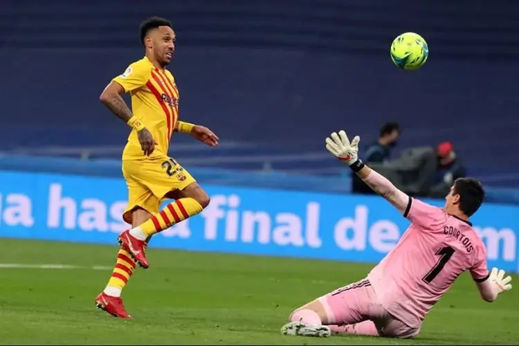 Pertama di Abad ke-21, Pierre Emerick Aubameyang Pemain Pertama yang Selalu Jebol Gawang Real Madrid