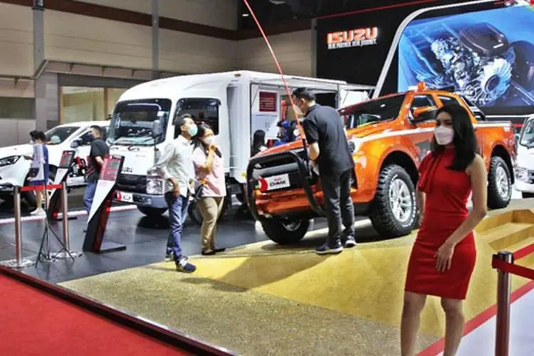 Selama Pameran Jakarta Auto Week 2022, Isuzu Bukukan Transaksi Rp106,8 Miliar