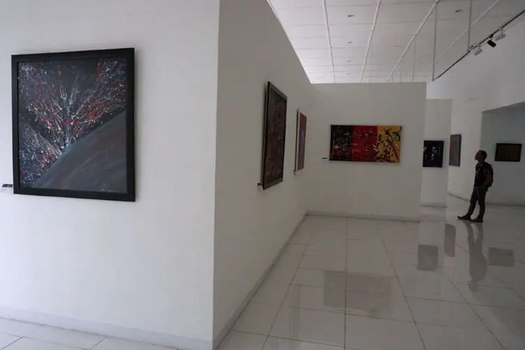 Foto: Pameran Lukisan Kumau Diriku