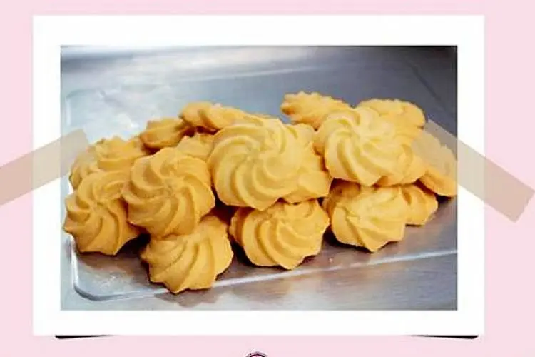 Resep Rahasia Kue Sagu Keju! Tekstur Renyah, Rasa Luar Biasa, Cocok Jadi Hampers Natal atau Tahun Baru