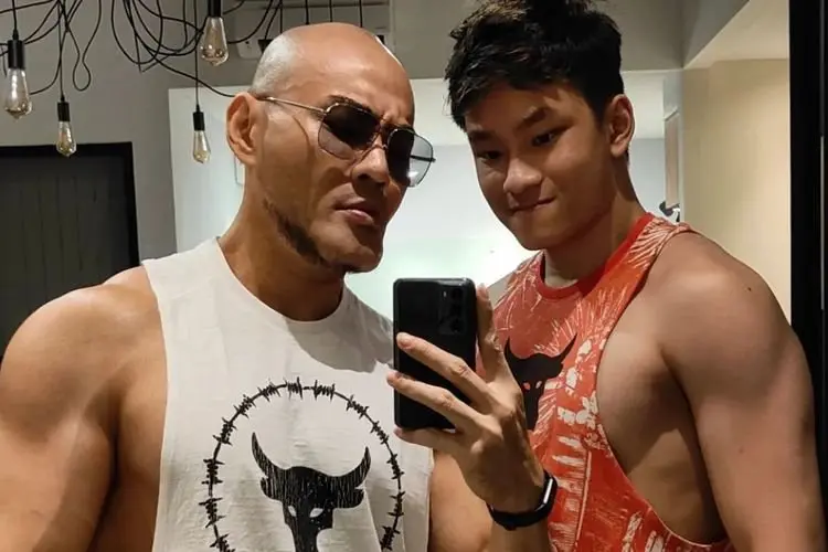 Deddy Corbuzier Jawab Tantangan Vicky Prasetyo Bertarung Diatas Ring