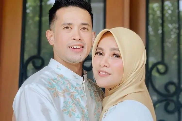 10 Tahun Menikah, Olla Ramlan Gugat Cerai Sang Suami