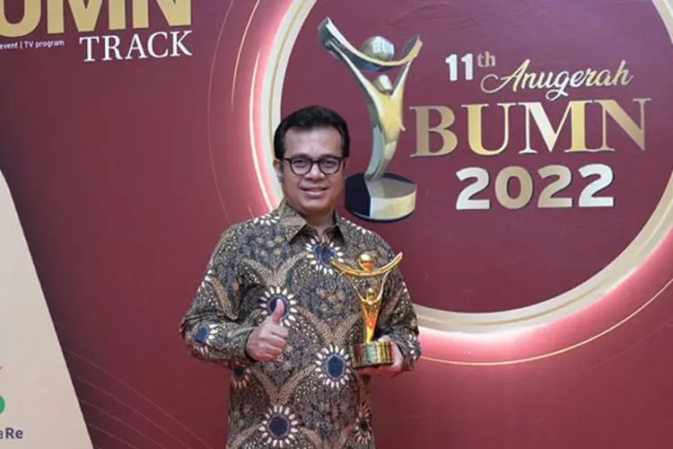 Pos Indonesia Raih Tiga Penghargaan Anugerah BUMN Awards 2022