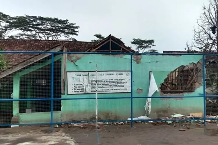 Bangunan MTs Darul Fikri di Cipongkor KBB Roboh, Kemenag Sebut Kerugian Rp250 Juta
