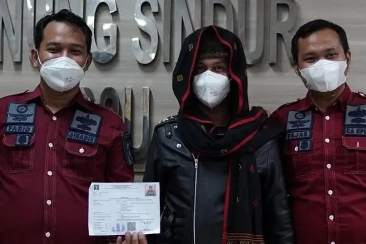 Bahar bin Smith Ogah Keluar Ruang Tahanan, Tolak Hadiri Sidang Hybird