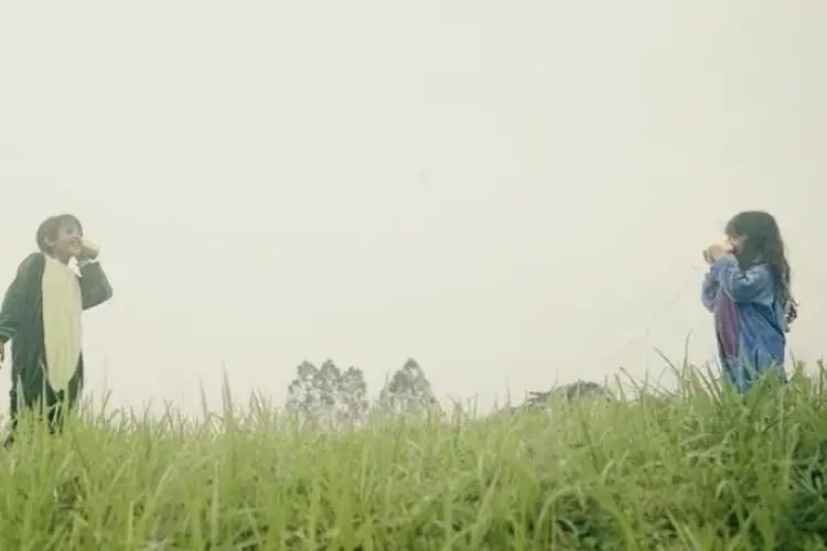 Lirik Lagu Langit Favorit â Luthfi Aulia