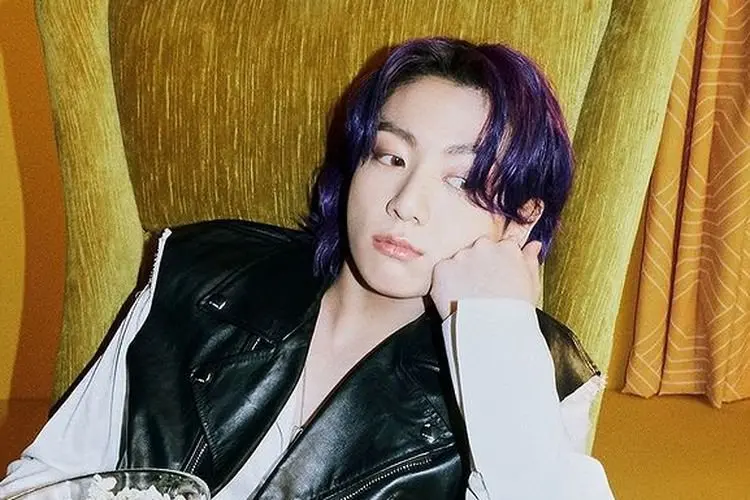 Berangkat Lebih Dulu ke AS, Jungkook BTS Terkonfirmasi Positif Covid-19 Setibanya di Las Vegas