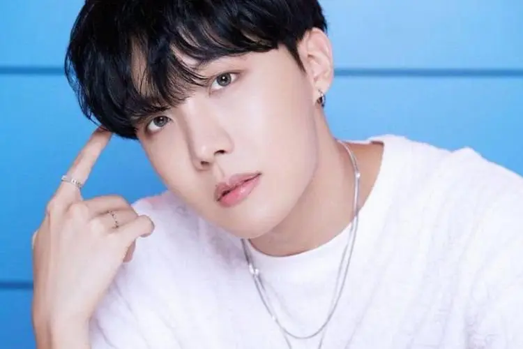 Yakinkan ARMY, J-Hope akan Segera Bergabung dengan Member BTS di Las Vegas untuk Acara Grammy dan Konser PTD