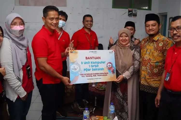 Telkom Regional 3 Jabar Kenalkan Aplikasi Pijar Sekolah di Tasikmalaya