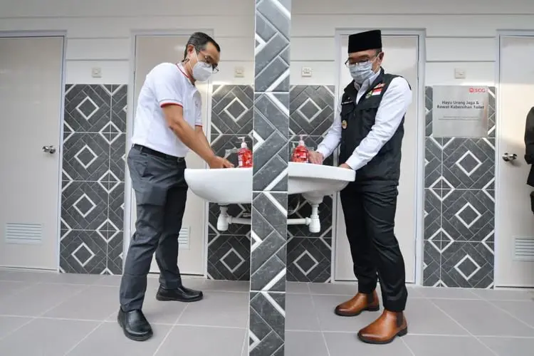 Resmikan Toilet Daur Ulang Warga, Ridwan Kamil: Jadi Solusi Kurangi Pencemaran Sungai Citarum