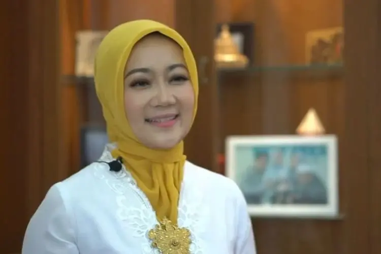 Hasil Survei Tempatkan Popularitas Atalia Praratya Kamil Ungguli Yana Mulyana 