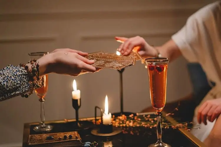 Zodiak Harian Sabtu 2 April 2022: Capricorn Sisi Sentimentalmu Bersinar dan Pisces Katakan yang Sebenarnya