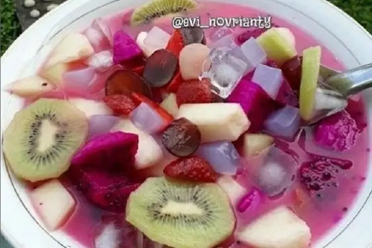 Resep Takjil Ramadhan Sop Buah Cocopandan, Menu Buka Puasa Hari Ini 3 April 2022