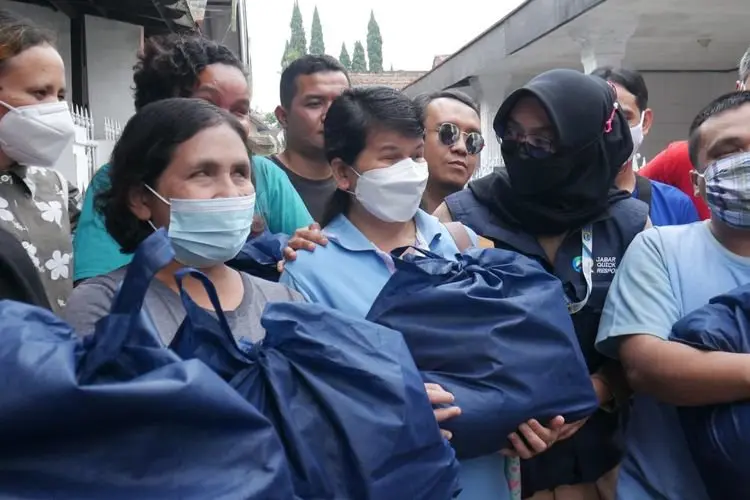 Terapis  Pijat Disabillitas Netra Dapat Bantuan Semabko dari Ridwan Kamil