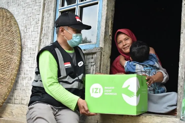 Booking Berkah Ramadhan, IZI Jabar Bagikan Paket Sembako ke Mustahik di KBB