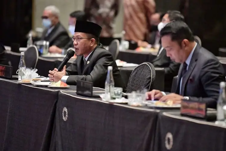 Ridwan Kamil Minta Pejabat Tidak Gelar Buka Bersama Besar-besaran