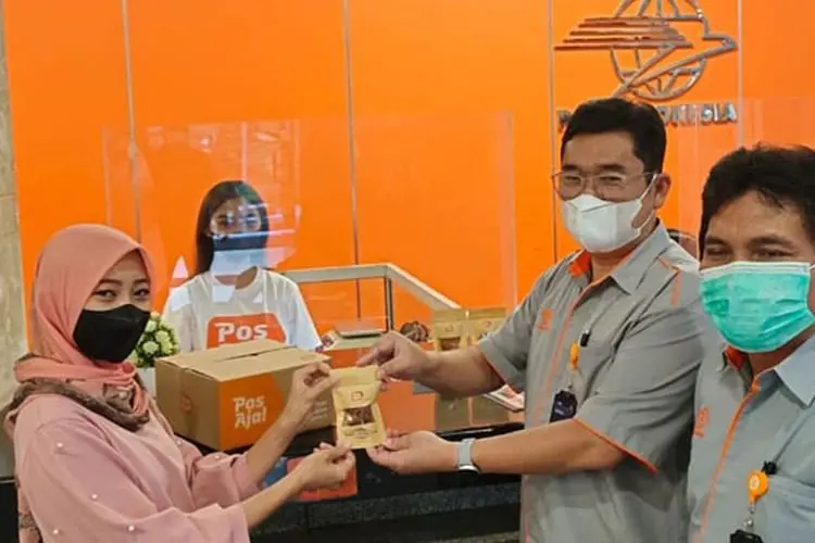 Kirim Paket Ramadhan, Pos Indonesia Berikan Bingkisan Kurma Gratis