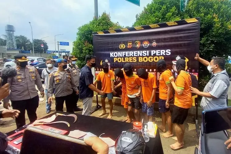 Kisah Dua Opang Paruh Baya Korban Curas di Babakan Madang, Merasa Mati Setelah Dibacok