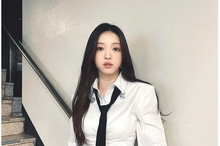 Masih Rasakan Efek Samping dari Covid-19, YooA Oh My Girl Hentikan Semua Aktivitas 1 Minggu Setelah Comeback