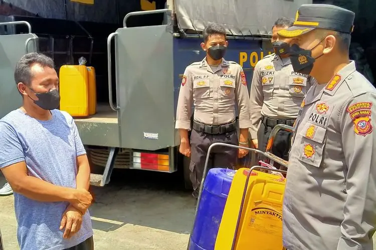 Percepat Distribusi Minyak Goreng Curah, Polresta Bandung Siapkan Truk Pengangkut