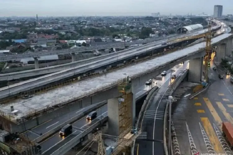 Sudah 80 Persen, Ridwan Kamil Ujicobakan KCJB saat Pertemuan G20 November Nanti