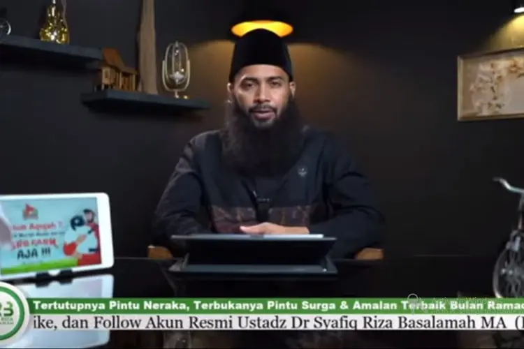 Amalan Ramadhan, Keutamaan Sholat Tarawih Berjamaah di Masjid, Ustadz Riza Basalamah: Petunjuk Jalan Istiqomah