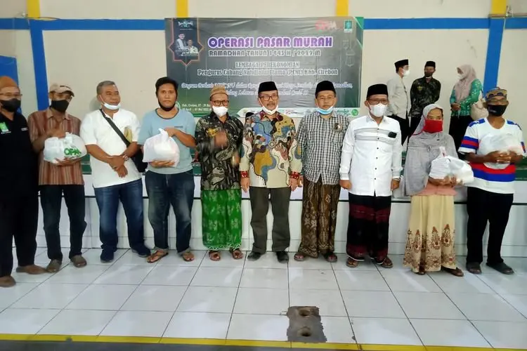 Operasi Pasar Murah PCNU Kabupaten Cirebon, Jual Paket Sembako Murah